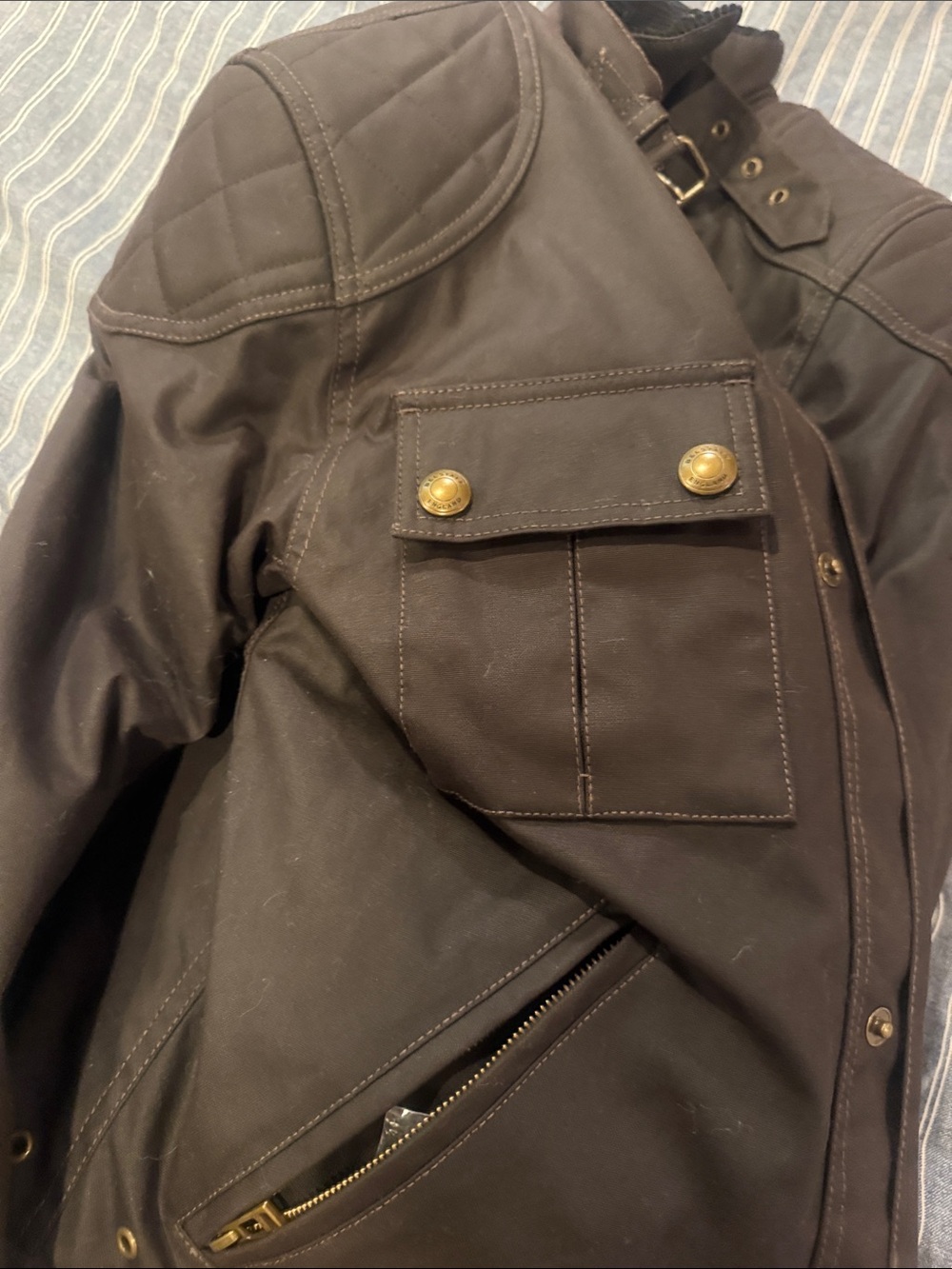 Belstaff Brooklands 2.0 Waxed Motorcycle Jacket, a classic short-style blouson - Picture 5 of 16